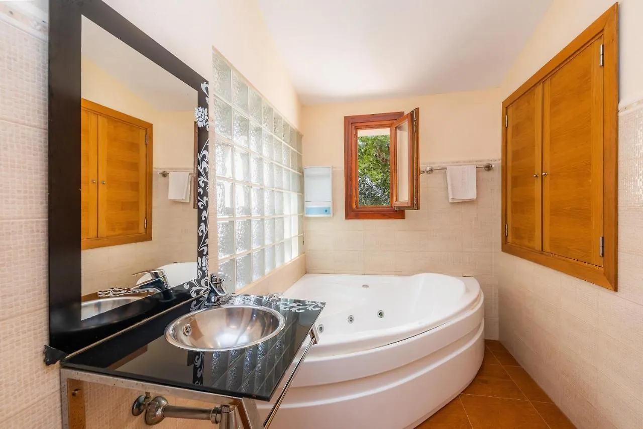 Ses Angoixes Villa Santanyi Holiday home